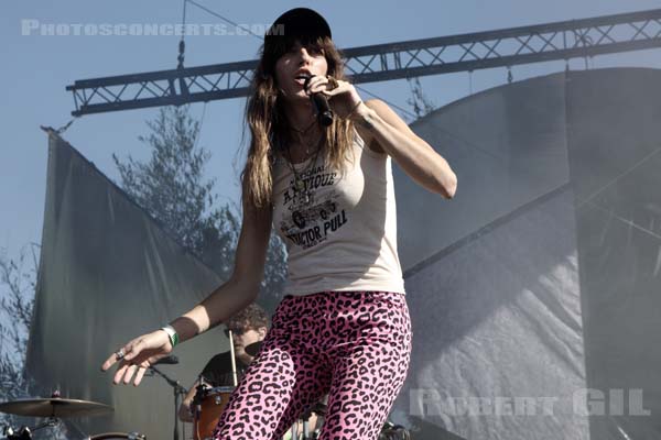 LOU DOILLON - 2019-05-31 - NIMES - Paloma - Flamingo - 